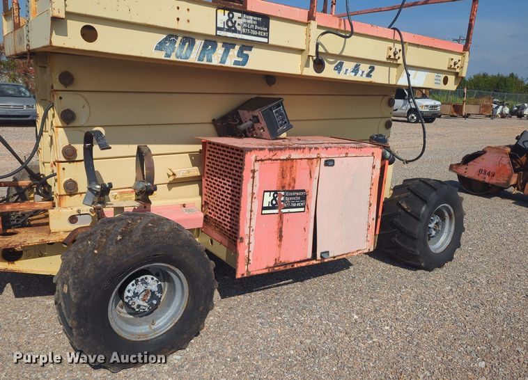 image for item DL1045 2001 JLG 40RTS scissor lift