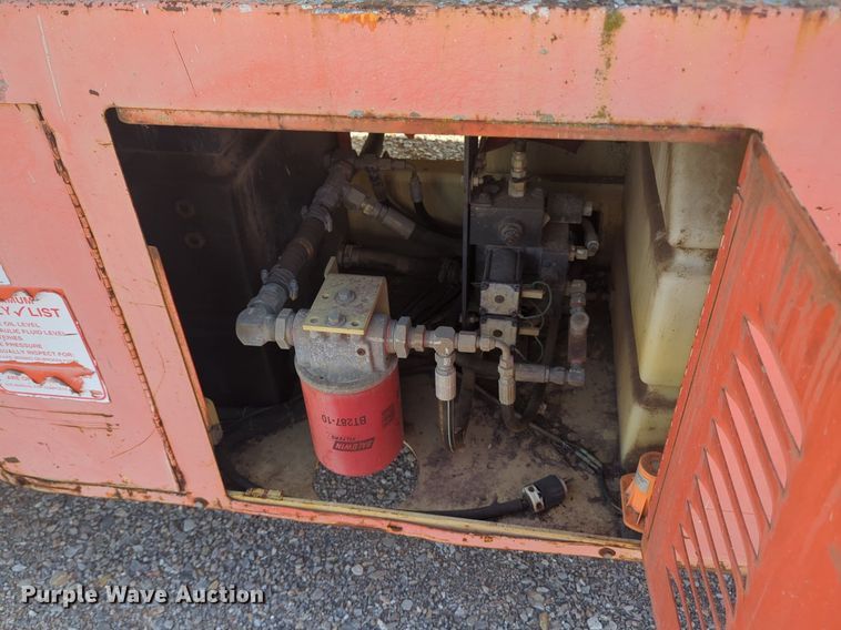 image for item DL1045 2001 JLG 40RTS scissor lift