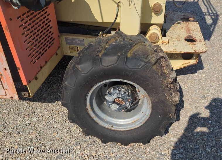 image for item DL1045 2001 JLG 40RTS scissor lift