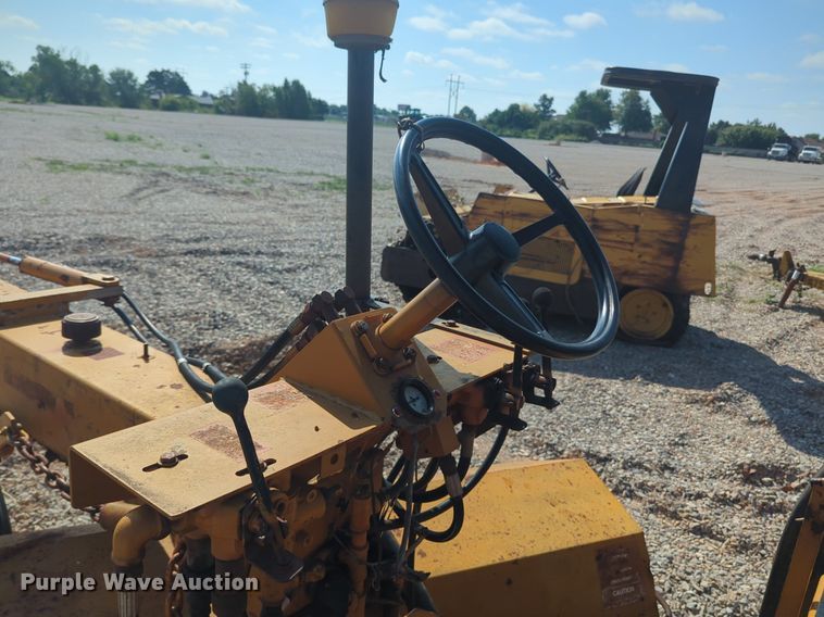 image for item DL1047 Lay Mor broom