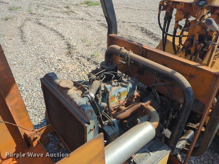 image for item DL1047 Lay Mor broom