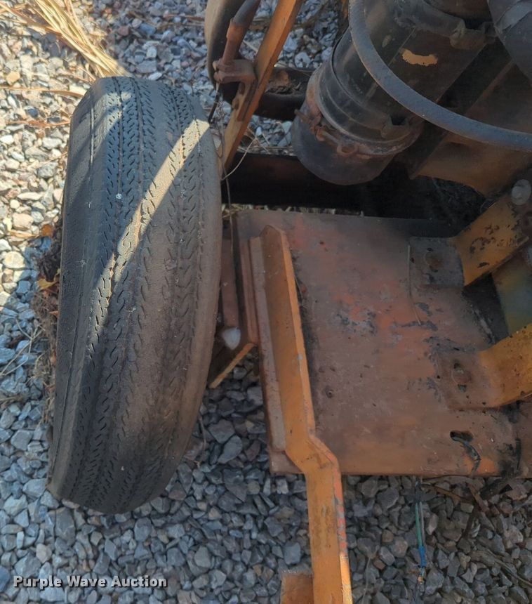 image for item DL1047 Lay Mor broom