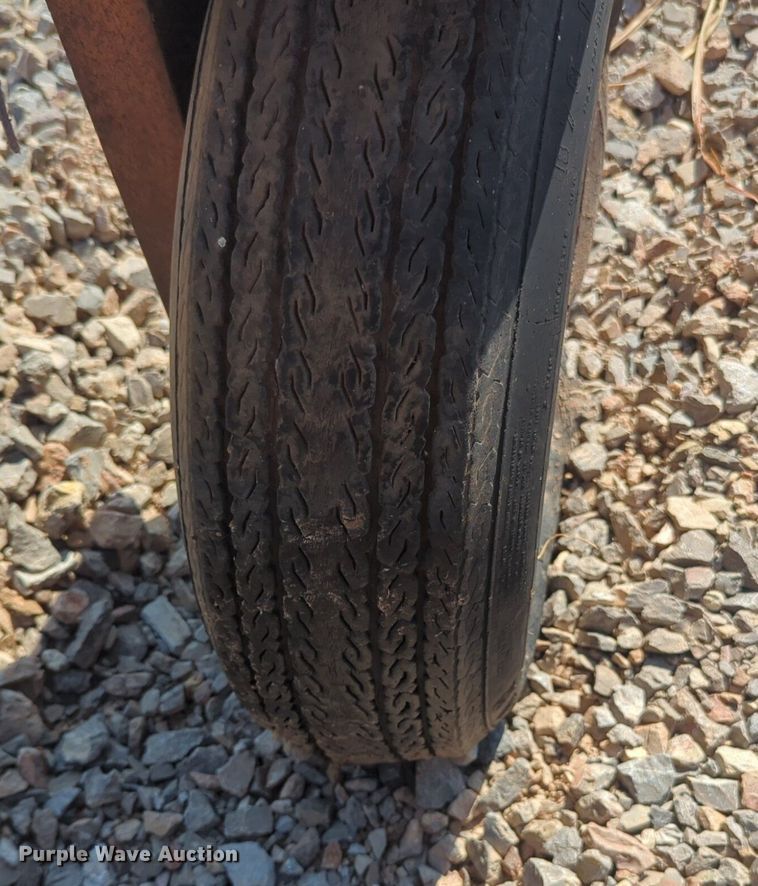 image for item DL1047 Lay Mor broom