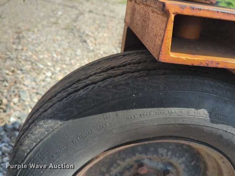 image for item DL1047 Lay Mor broom