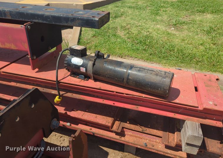 image for item DL1053 Hunter two post automotive lift