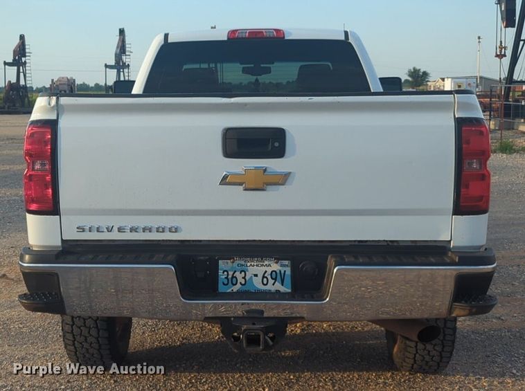 image for item DL1067 2019 Chevrolet  Silverado 2500HD Double Cab pickup truck