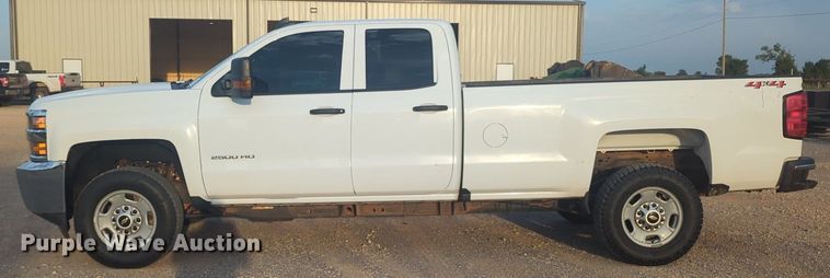 image for item DL1067 2019 Chevrolet  Silverado 2500HD Double Cab pickup truck