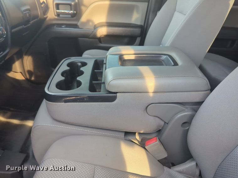 image for item DL1067 2019 Chevrolet  Silverado 2500HD Double Cab pickup truck