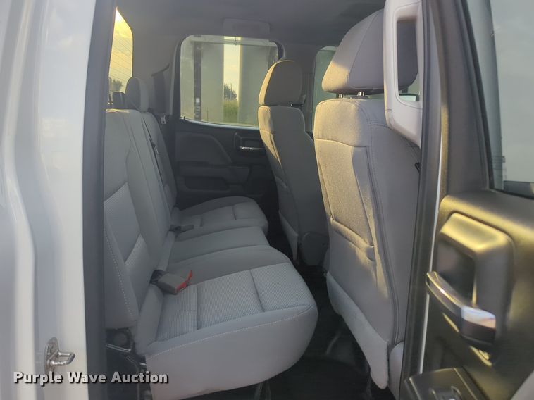 image for item DL1067 2019 Chevrolet  Silverado 2500HD Double Cab pickup truck