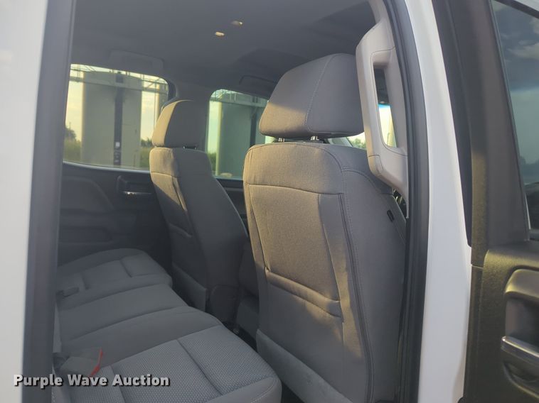 image for item DL1067 2019 Chevrolet  Silverado 2500HD Double Cab pickup truck