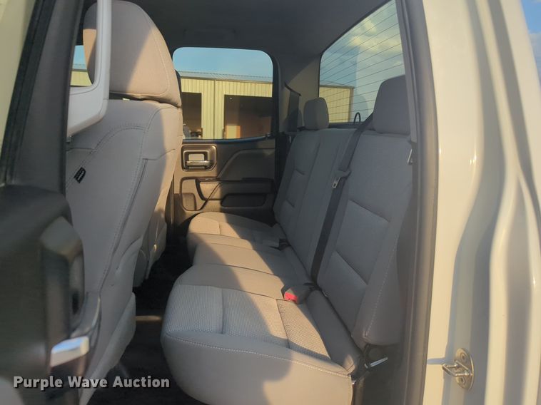 image for item DL1067 2019 Chevrolet  Silverado 2500HD Double Cab pickup truck