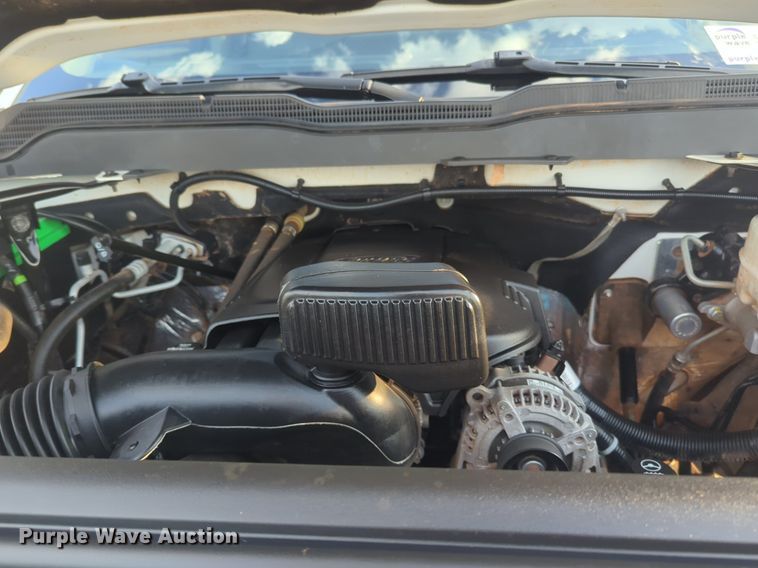 image for item DL1067 2019 Chevrolet  Silverado 2500HD Double Cab pickup truck