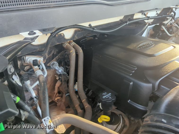 image for item DL1067 2019 Chevrolet  Silverado 2500HD Double Cab pickup truck