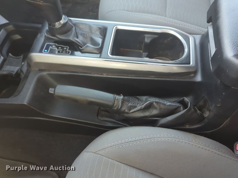 image for item DL1068 2019 Toyota  Tacoma Double Cab pickup truck