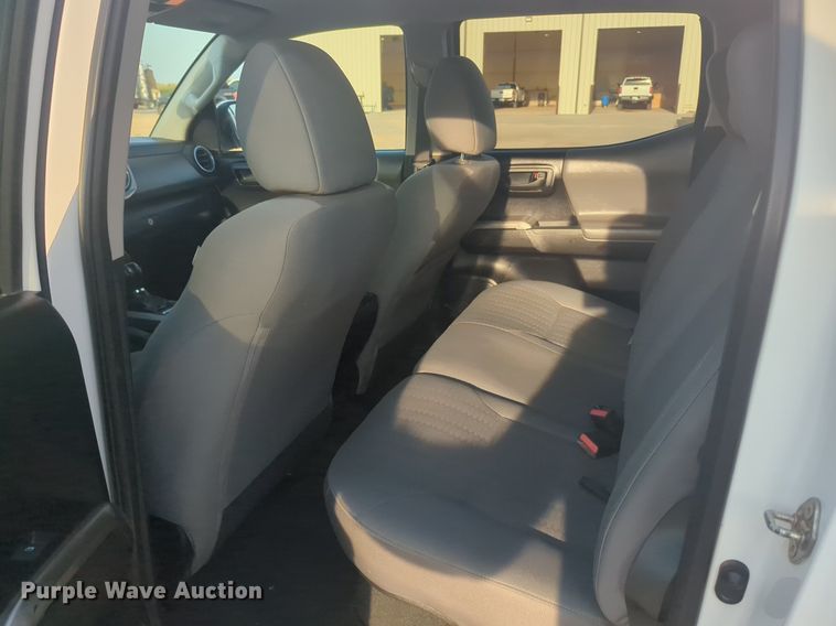 image for item DL1068 2019 Toyota  Tacoma Double Cab pickup truck