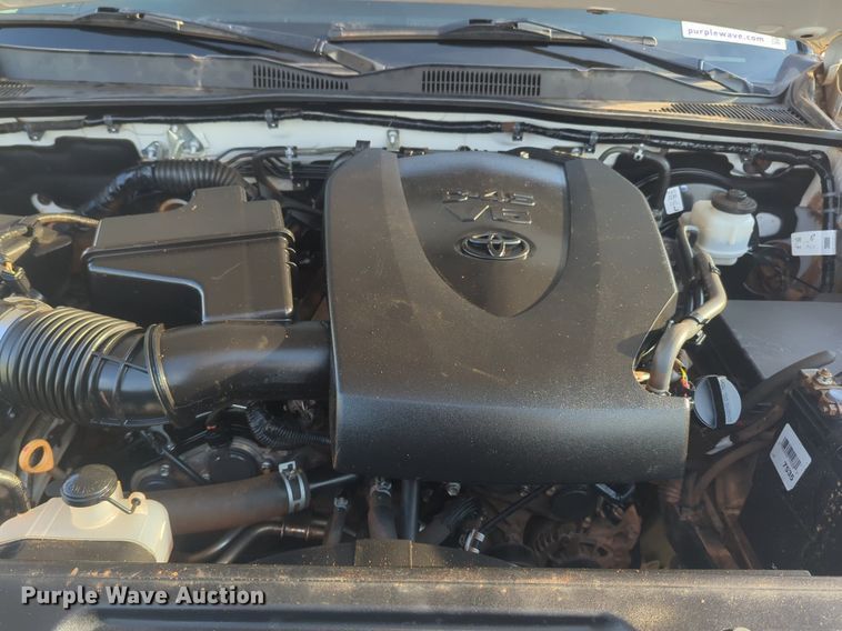 image for item DL1068 2019 Toyota  Tacoma Double Cab pickup truck