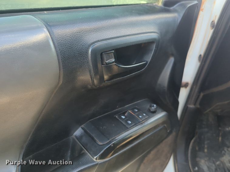 image for item DL1069 2019 Toyota  Tacoma  Access Cab pickup truck