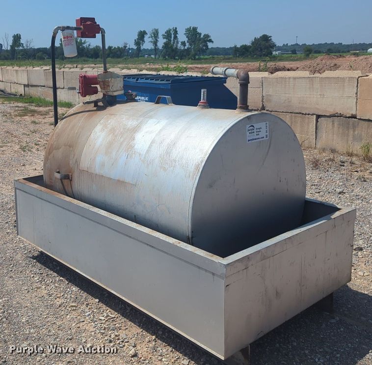 image for item DL1072 Diesel fuel tank 