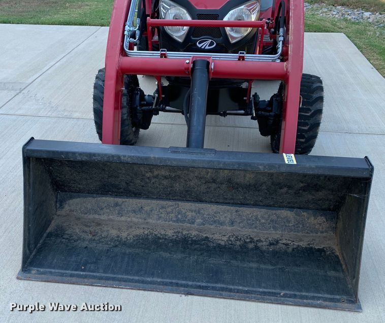 image for item DM1778 2015 Mahindra  EMAX22N4 MFWD tractor