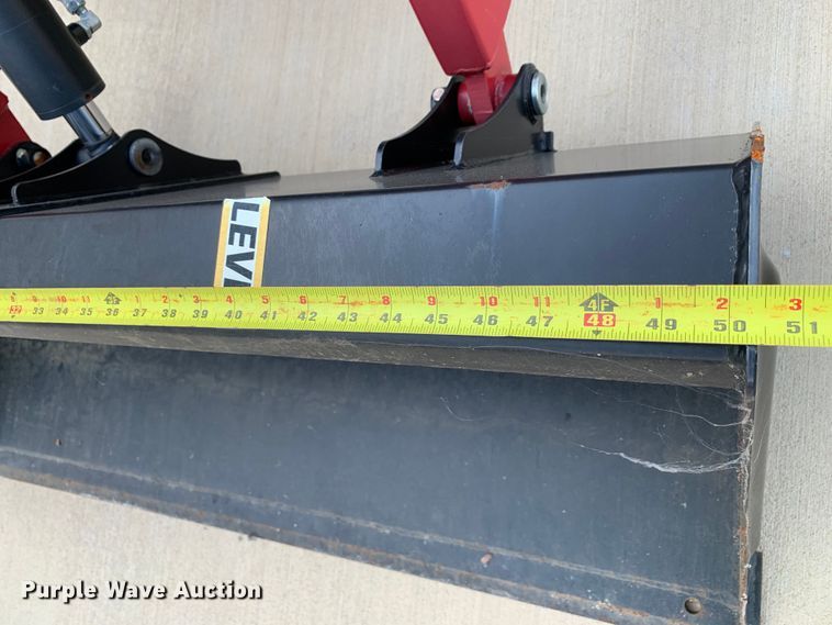 image for item DM1778 2015 Mahindra  EMAX22N4 MFWD tractor