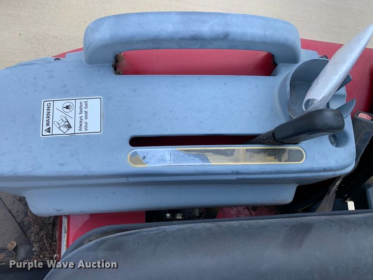 image for item DM1778 2015 Mahindra  EMAX22N4 MFWD tractor