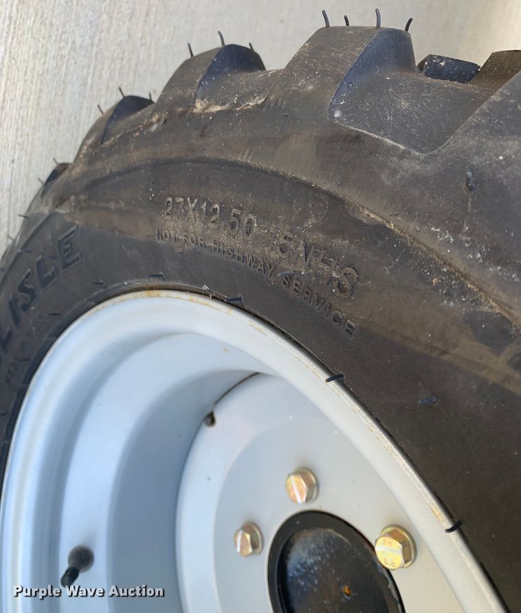 image for item DM1778 2015 Mahindra  EMAX22N4 MFWD tractor