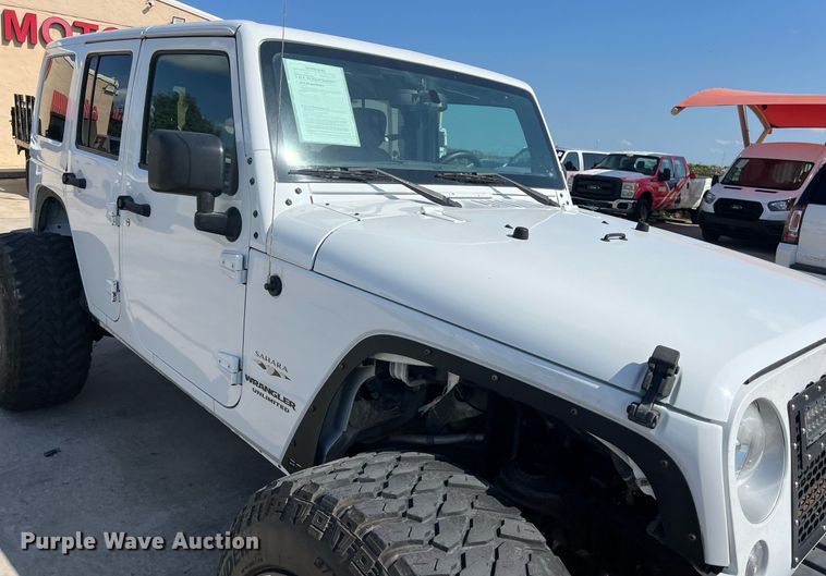 image for item DO2489 2016 Jeep Wrangler Sahara SUV