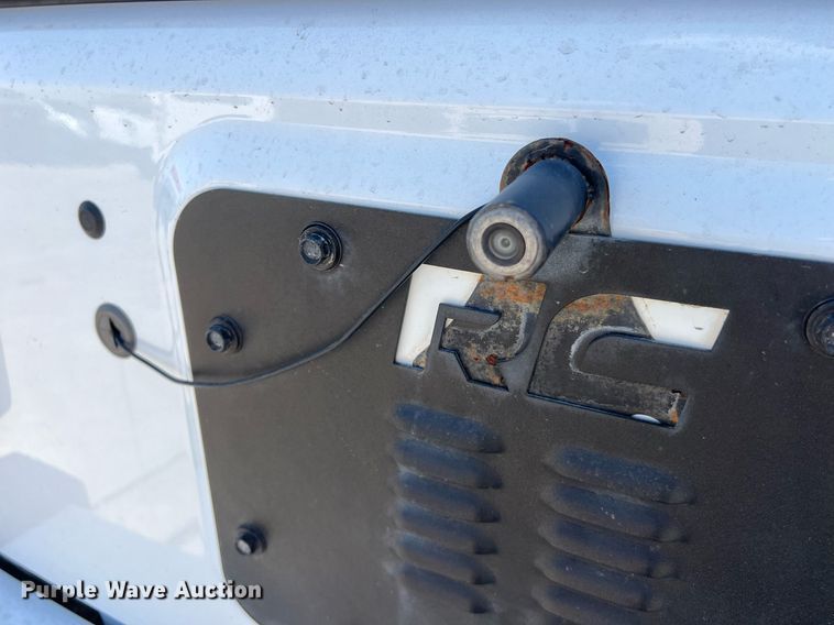 image for item DO2489 2016 Jeep Wrangler Sahara SUV