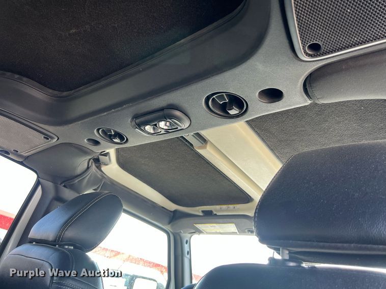 image for item DO2489 2016 Jeep Wrangler Sahara SUV