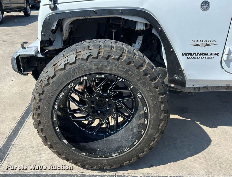 image for item DO2489 2016 Jeep Wrangler Sahara SUV
