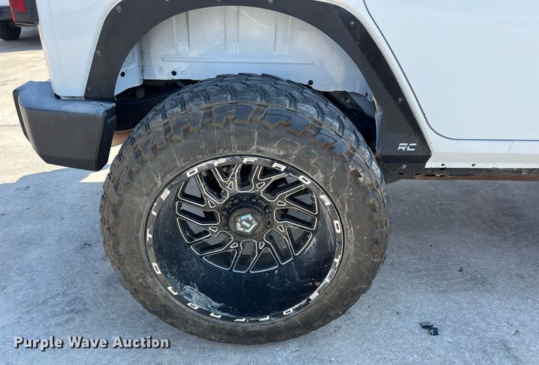 image for item DO2489 2016 Jeep Wrangler Sahara SUV