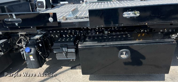 image for item DO2490 2020 Isuzi NRR rollback truck