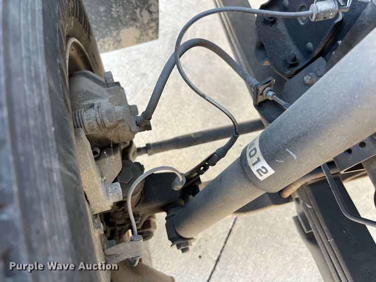 image for item DO2490 2020 Isuzi NRR rollback truck