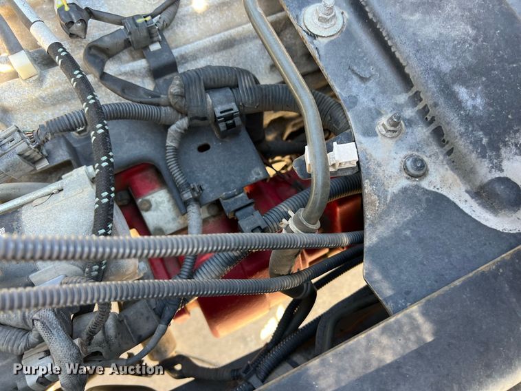 image for item DO2490 2020 Isuzi NRR rollback truck