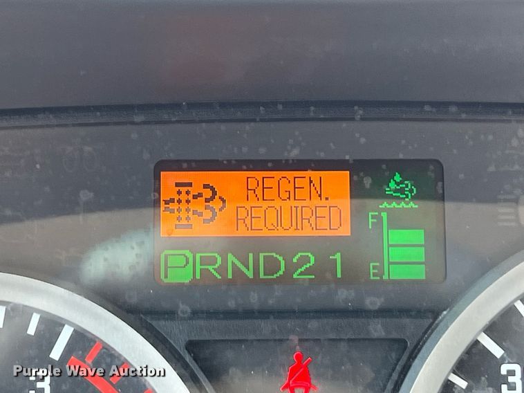 image for item DO2490 2020 Isuzi NRR rollback truck