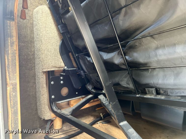 image for item DO2491 2014 Forest River 29VT Grey Wolf Limited camper