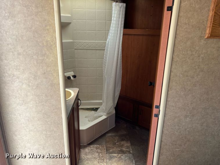 image for item DO2491 2014 Forest River 29VT Grey Wolf Limited camper