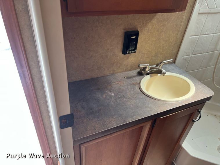 image for item DO2491 2014 Forest River 29VT Grey Wolf Limited camper