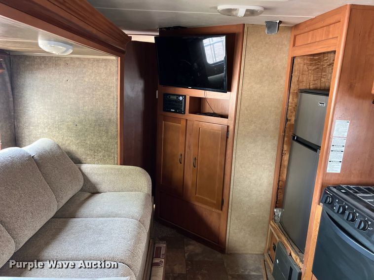 image for item DO2491 2014 Forest River 29VT Grey Wolf Limited camper