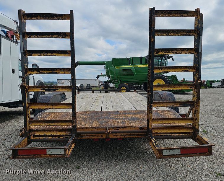 image for item DO2863 1998 H&H utility trailer