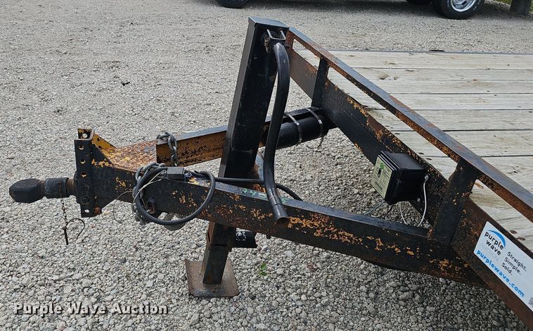 image for item DO2863 1998 H&H utility trailer