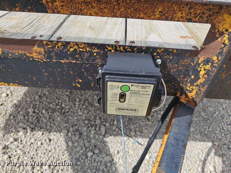 image for item DO2863 1998 H&H utility trailer