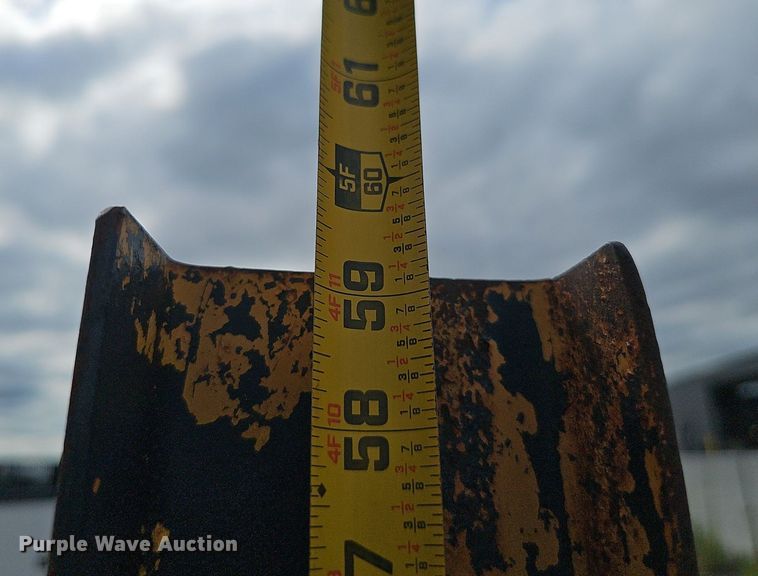 image for item DO2863 1998 H&H utility trailer