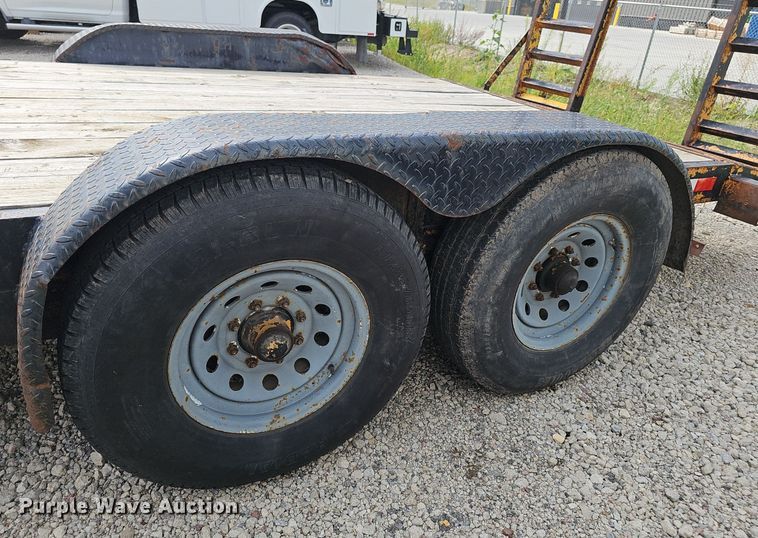 image for item DO2863 1998 H&H utility trailer