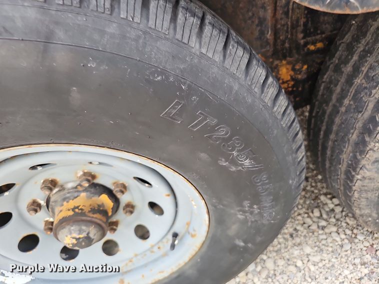 image for item DO2863 1998 H&H utility trailer