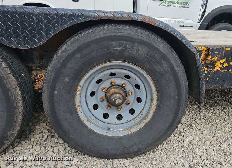 image for item DO2863 1998 H&H utility trailer