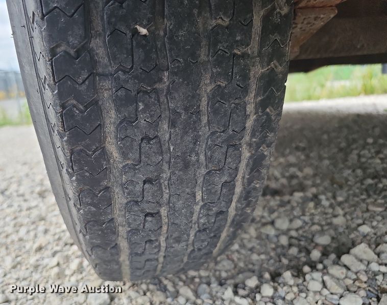 image for item DO2863 1998 H&H utility trailer