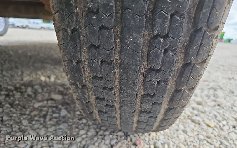 image for item DO2863 1998 H&H utility trailer