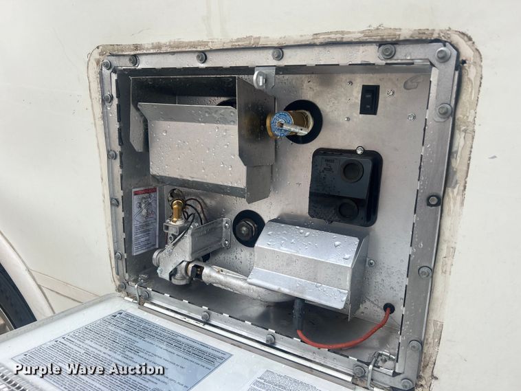 image for item DO6646 2002 Trail-Lite RV