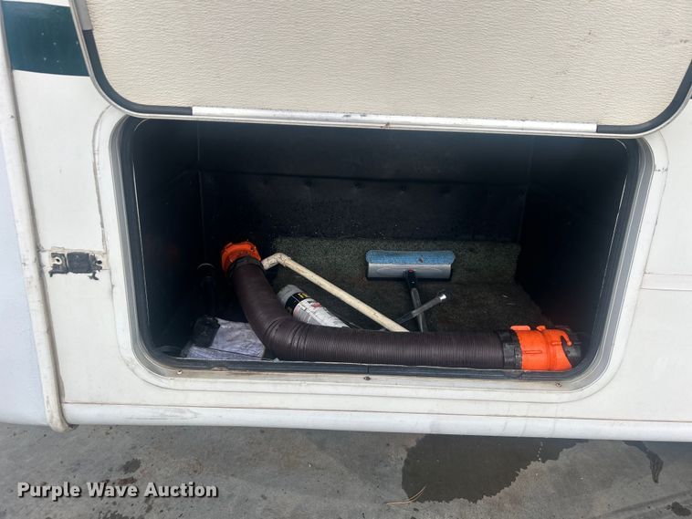 image for item DO6646 2002 Trail-Lite RV